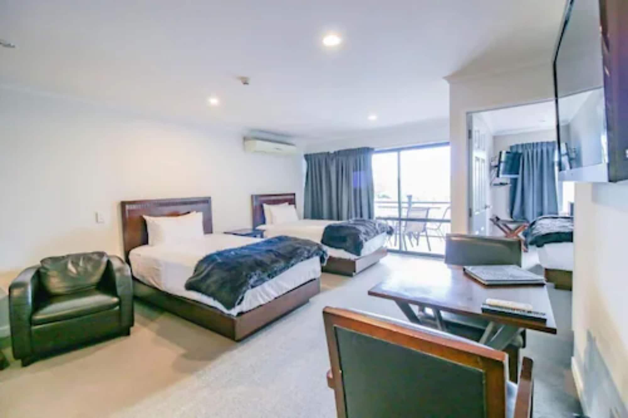 וונגאנואי Aotea Motor Lodge מראה חיצוני תמונה Studio apartment