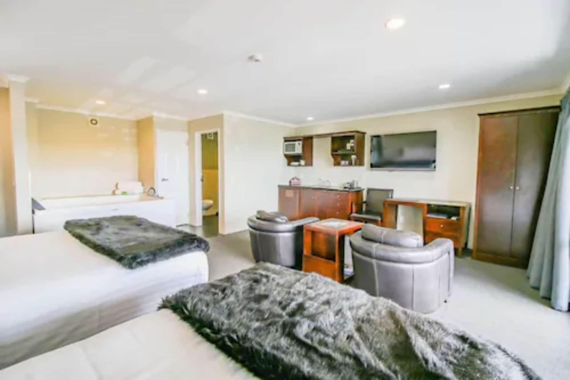 וונגאנואי Aotea Motor Lodge מראה חיצוני תמונה A suite at the hotel