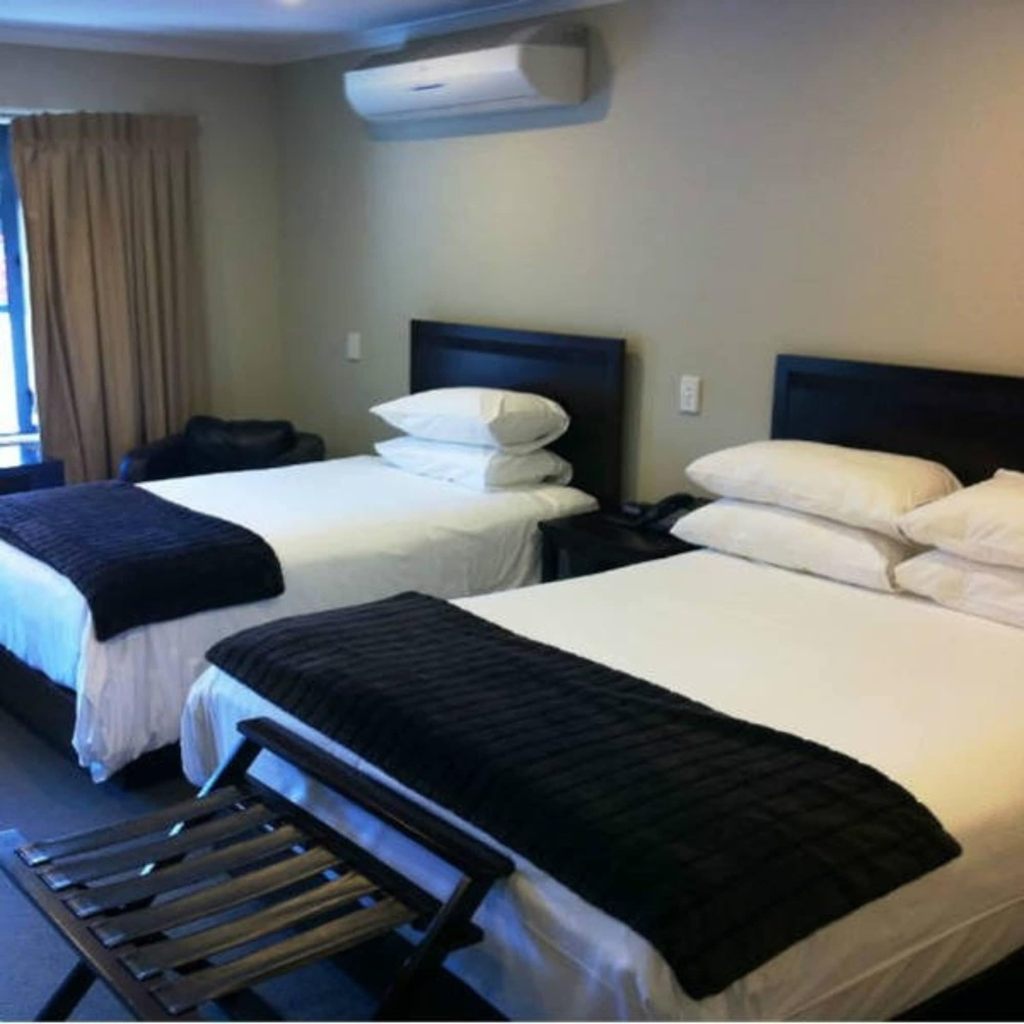 וונגאנואי Aotea Motor Lodge מראה חיצוני תמונה A typical room at the hotel