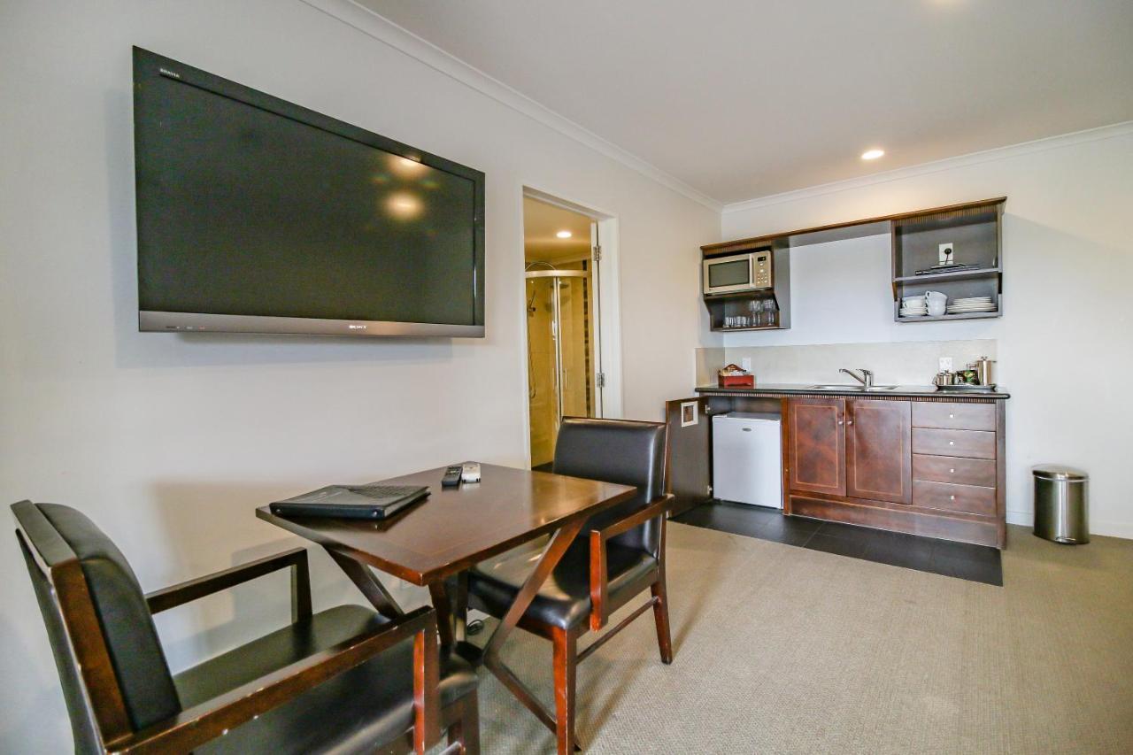 וונגאנואי Aotea Motor Lodge מראה חיצוני תמונה A typical one-bedroom apartment at the hotel
