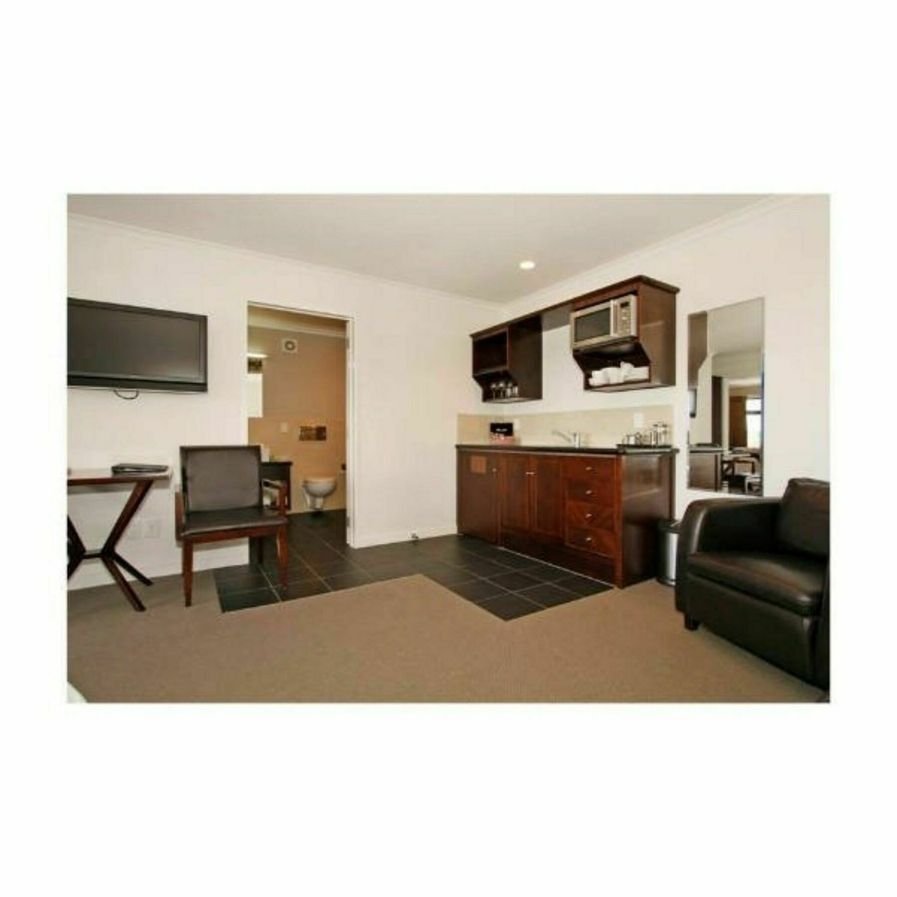 וונגאנואי Aotea Motor Lodge מראה חיצוני תמונה A typical studio apartment